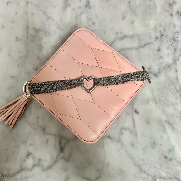 Tiffany & Co. Elisa Peretti
Sterling Silver Multi-Chain Heart Bracelet - Picture 6 of 9